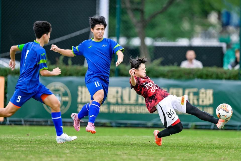 队首轮发挥, 制造出 队首轮发挥, 制造出