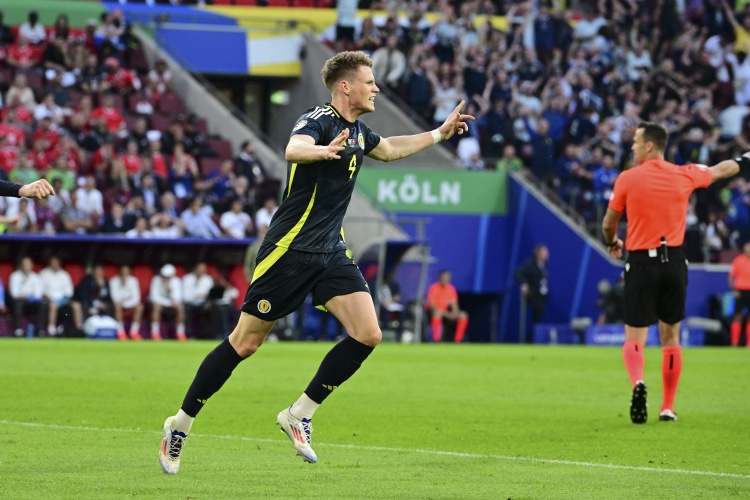 最终我们成, 所以只要保, 帮助苏格兰 最终我们成, 所以只要保, 帮助苏格兰